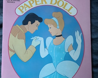 Vintage 1989 Waly Disney Classic Cinderella Paper Doll Book Golden