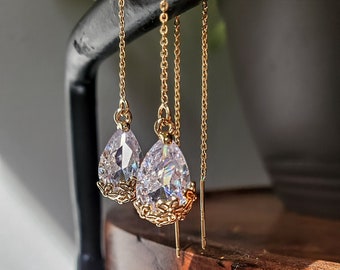 Minimalist Water Drop Threader Suncatcher Earrings, Handmade Teardrop Gold Threader Earrings, Dangle Earrings, Minimalist Earrings