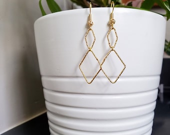 Textured Gold Diamond Rhombus Shape Dangle Charm Earrings, Gold Dangle Polygon Earring Handmade