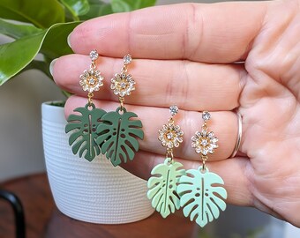 Minimalist Diamond Daisy Stud Colorful Monstera Deliciosa Tropical Leaf Charm Earrings, Gold Stud Rainbow Leaves Drop Dangle Earrings Simple