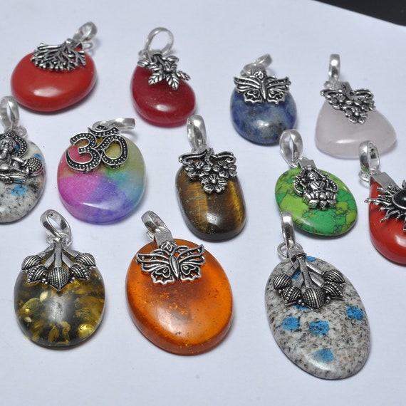 Ciondoli con castone di pietre preziose miste, placcati in argento sterling 925, lotto all'ingrosso - Italia Ciondoli con castone di pietre preziose miste, placcati in argento sterling 925, lotto all'ingrosso - Italia