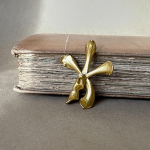 Risis 24K Gold Plated Orchid Brooch or Pendant