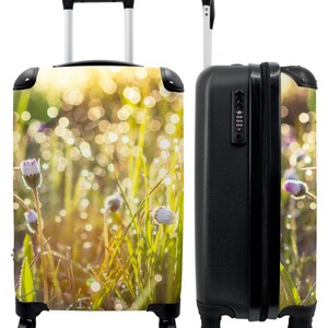 Koffer - handbagage - bloemen - lente - planten - licht