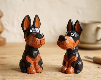 Handgemaakt houtsnijwerk Dobermann Inu-ornament - uniek standbeeld Dobermann - Dobermann fans cadeau - Bureaudecoratie, boekenplankornament