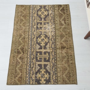 Turkish Mini Rug,Oushak Mini Rug,Vintage Mini Rug,2x3 Anatolian Rug,2x3 Mini Rug,Wool Door Mat,Soft Door Mat,2x3 Door Mat Rug,Wool Rug,LK-39