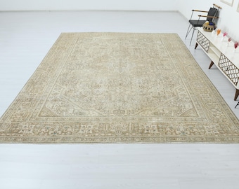 10x13,Neutral Rug,Rug,Vintage Rug,Handmade Rug,10x13 Rug,Soft Wool Rug,10x13 Turkish Rug,10x13 Oushak Rug,Living Room Rug,Antique Rug,P-588