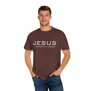 Jesus T-shirt For Mothers Fathers Gift, The Hope Of Glory Shirt For Christian, Birthday Gift Shirt, Faith T-shirt For Moms Dads,Trendy Tee