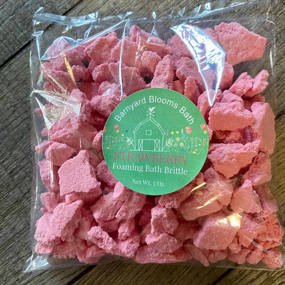 Foaming Strawberry Bath Brittle