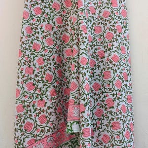 Sarong, Cotton Sarong, Block Print Sarong, Handmade Sarong, Floral, Dupatta, For Women Sarong, Pereo , Skirt, Sarong Bali,Pants,Sonnen,Dress,Scarf,Wrap,Shoawl,Holiday,Yoga,Lungi,Wrap,Bandana,Cover Up, Clip, Swimwear, Beautiful Hawaiian Large, Beachwear, Boho Cotton Sarong Block Print Sarong Handmade Scarves Decorative Scarves Beach Sarong Block Print Scarf Floral Print Sarong beautiful sarong cotton scarf Beach pareo women dupatta Scarves Cotton Beachwear