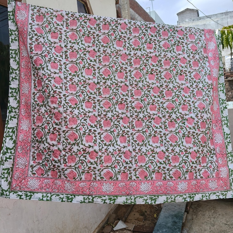 Sarong, Cotton Sarong, Block Print Sarong, Handmade Sarong, Floral, Dupatta, For Women Sarong, Pereo , Skirt, Sarong Bali,Pants,Sonnen,Dress,Scarf,Wrap,Shoawl,Holiday,Yoga,Lungi,Wrap,Bandana,Cover Up, Clip, Swimwear, Beautiful Hawaiian Large, Beachwear, Boho Cotton Sarong Block Print Sarong Handmade Scarves Decorative Scarves Beach Sarong Block Print Scarf Floral Print Sarong beautiful sarong cotton scarf Beach pareo women dupatta Scarves Cotton Beachwear