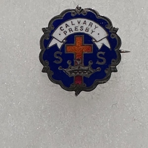 Vintage Calvary Cross & Crown Sunday School Littles System Button Pin