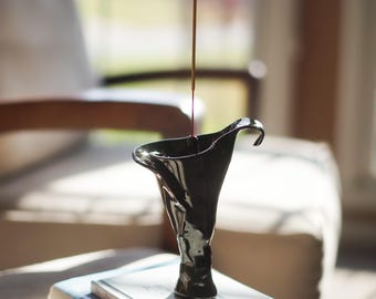 Calla Lily Incense Holder, Black Ceramic Incense Burner, Handmade Stoneware Incense Stand, Sculptural Home Decor