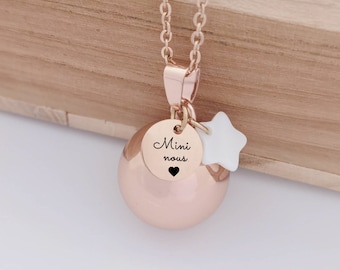 Bola de grossesse Or Rose personnalisé lettre initiale avec breloque nacré naturel blanc au choix, cadeau maman enceinte, cadeau futur maman