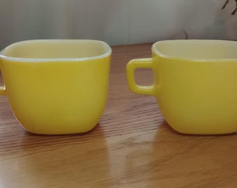 Lipton Promotional Square Yellow Glasbake Mugs, Set of 2, Vintage 1950s