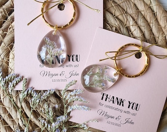 Thank you gift bulk. Wildflower favors. Small thank you gift. Boho keychain. Boho wedding favors. Keychain favors. Rustic wedding favors.