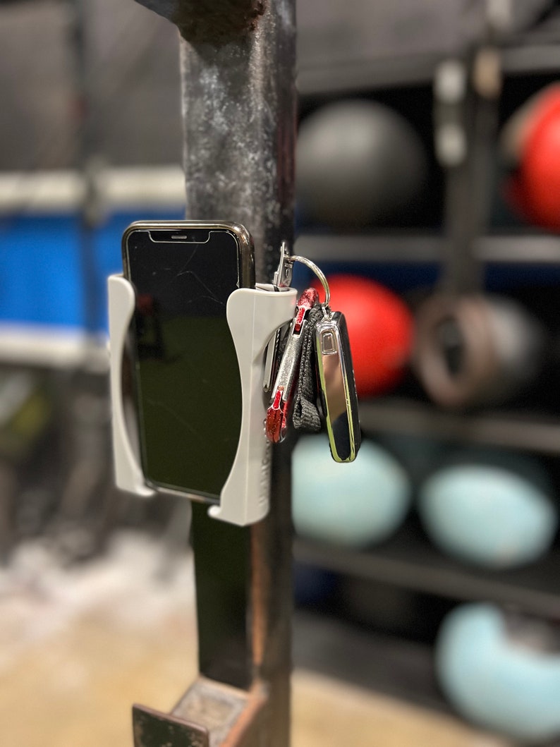 Gym Power Rack Phone Holder: Secure, Fast Access - No Tools ...