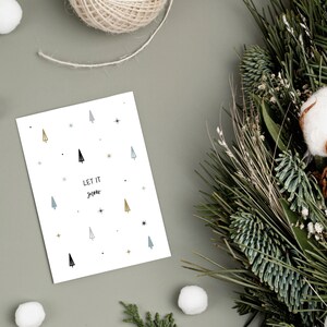 Schlichte Weihnachtskarte | let it Snow | Tannen und Sterne | Format DINA6 | Weihnachten | Geschenkkarte