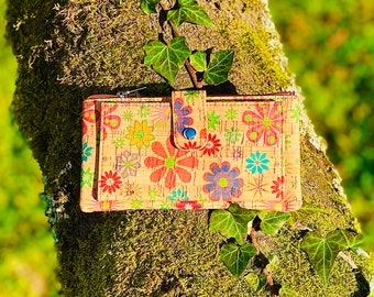 Cork wallet pattern with RFID protection