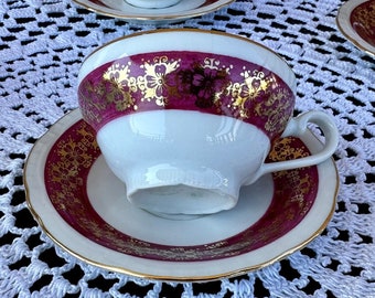 Timeless Elegance: Vintage Olympia Coffee Set from Czechoslovakia - 5 Cup Porcelain Set with Saucers and Sugar Bowl