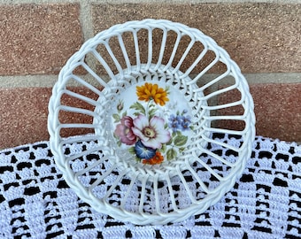 Hand-painted Porcelain Plate from Romania, Unique Cluj-Napoca Artistry