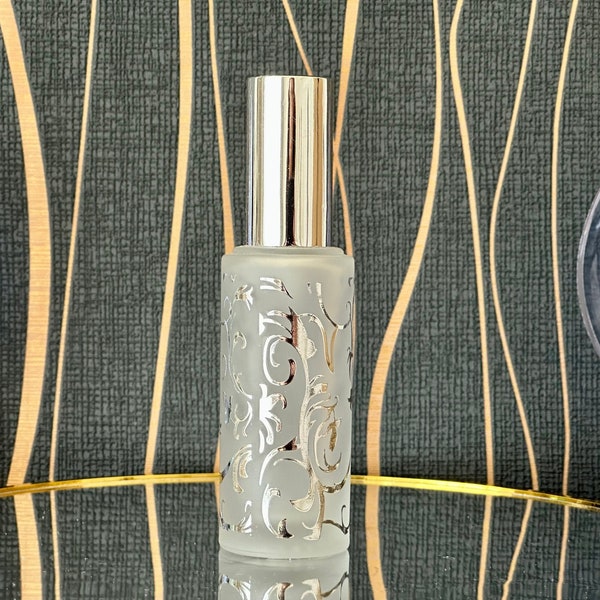 Frasco de perfume recargable con atomizador: elegante y compacto para retoques aromáticos fáciles sobre la marcha, 30 ml.