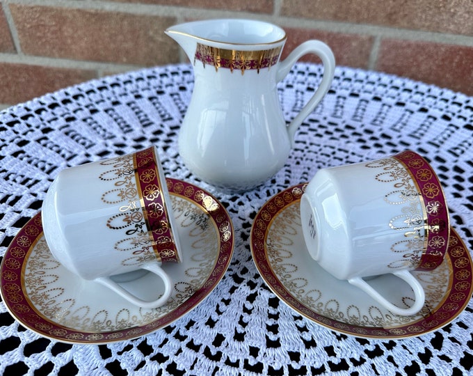 Retro-Inspired Treats for Coffee Lovers