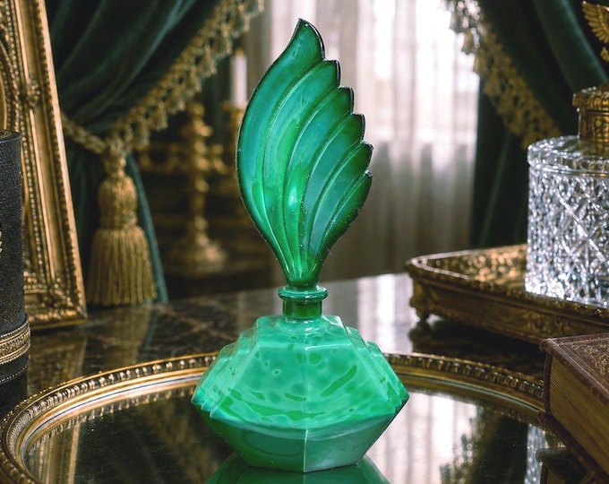 Malachite Glass Perfume Bottle - Lightproof Container for Lasting Fragrance