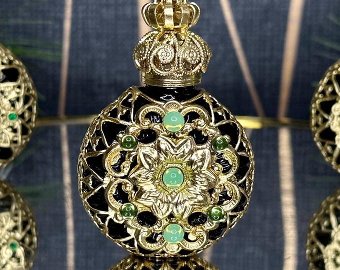 Vintage-style glass scent bottle with applicator wand, 5ml