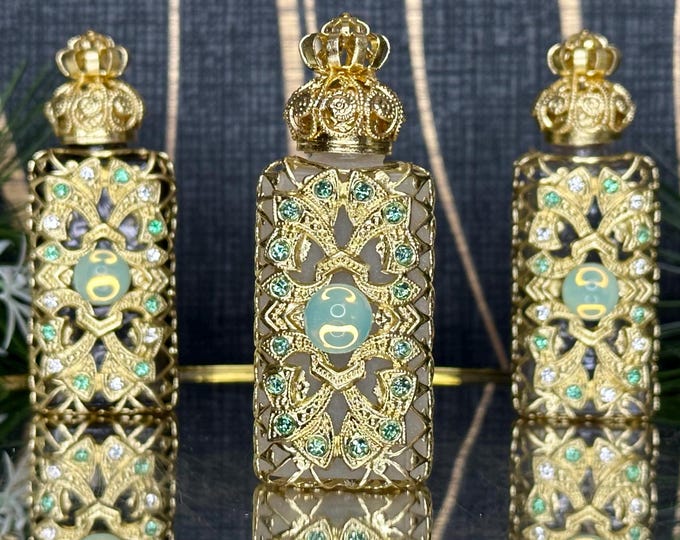 Frosted Glass Perfume Bottle with Dipping Sticks and Rhinestones - Light-Green Chic