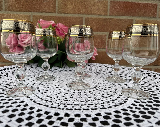 Luxurious Set of 6 Crystal Glasses with 24-Carat Golden Oroplastic Detailing