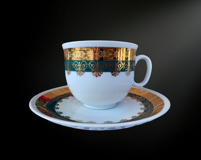 Antique Chodov Porcelain Tea Cups: 24k Gold, Green Ornament