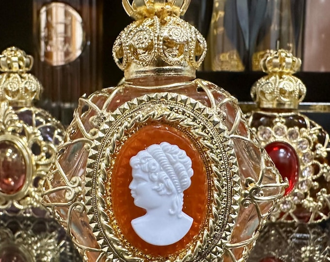 Vintage-Inspired Collectible Perfume Bottle with Cameo & Ornate Gold Filigree, 7 ml.