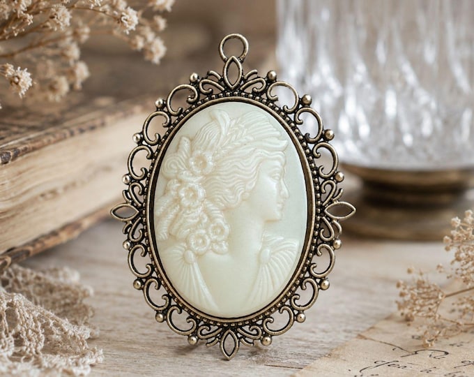 One-of-a-Kind Exquisite Uranium Glass Cameo Pendant - Elegant Glass Jewelry Piece