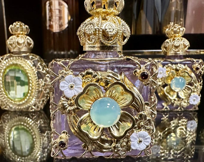 Elegant Violet Glass Bottle with Uranium Glass Rhinestone - Aromatherapy Delight