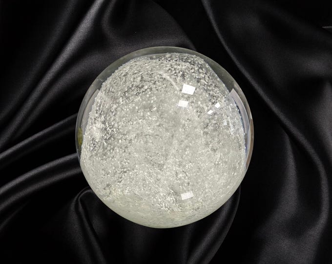 Moonlight Glow Orb – Solar-Charged Crystal Ball for Real Witches