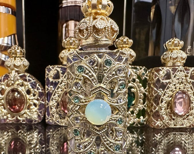 Glass Perfume Bottle with Dipping Sticks and Rhinestones - Light-Green Chic