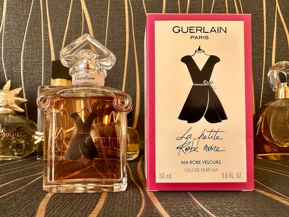 Ma petite robe noire velours hotsell