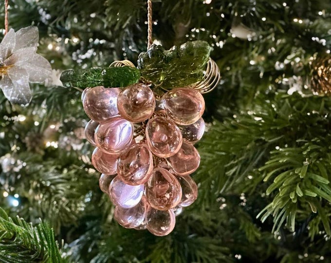 Small Light Rose Glass Bunch of Grapes, 1 piece