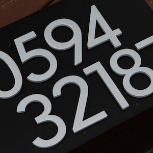 Numéros d'adresse en aluminium de 4 po. pour boîte aux lettres en acier, # HB07