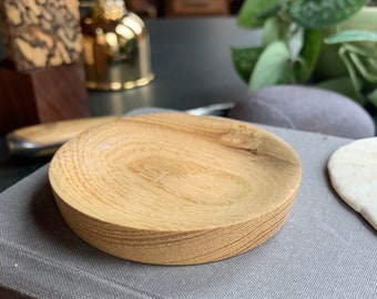 Plat fait main en bois de robinier noir : bijoux, porte-clés et porte-encens