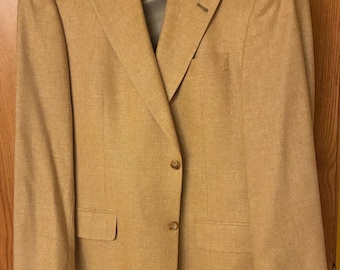 Designer 100% wool sports jacket, vintage early 2,000’s gently worn, size 40 Regular