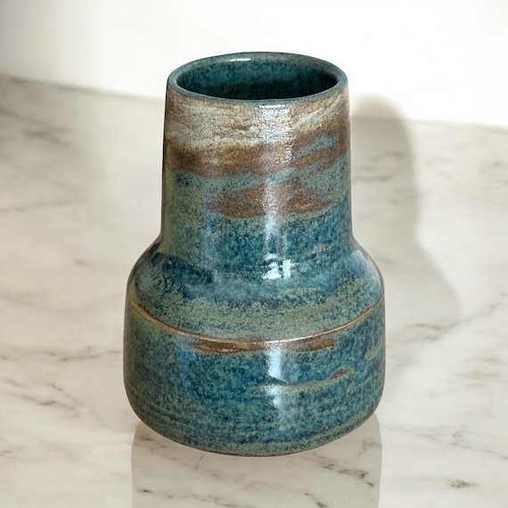 Ceramic vase blue and black – hand-thrown & waterproof | Stoneware vase for flowers or as a unique decoration / V-SB-003
