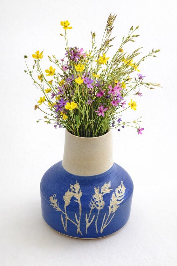 Handmade blue ceramic vase – bulbous vase with a wide opening, grass pattern, small modern decorative vase, unique gift | B-003