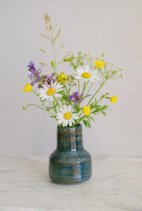 Hand-thrown stoneware vase blue-black – Modern ceramic vase with organic shape, unique