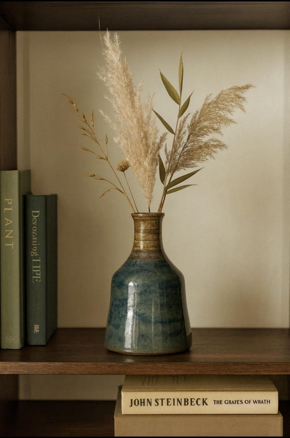 Bottle-shaped vase – hand-thrown stoneware | Blue-black iridescent | Waterproof, unique piece / V-SB-005