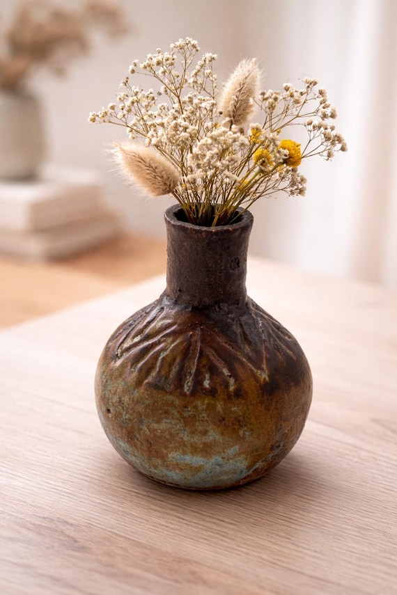Wood-fired vase – handcrafted with a rusty patina | rustic ceramic from a wood-fired kiln | rustic decor with character
