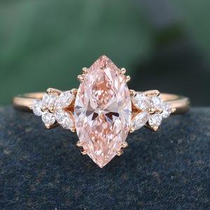 Anillo de compromiso con diamante rosa de talla marquesa, anillo único de oro rosa, anillo de diamantes, anillo de matrimonio delicado, anillo de bodas, anillo de promesa, regalo de aniversario