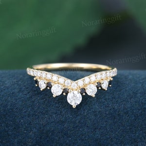 Unique Black diamond Curved wedding band vintage Yellow gold moissanite diamond Curved wedding ring Dainty Black onyx band Matching ring