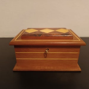 boite à bijoux en bois genévrier