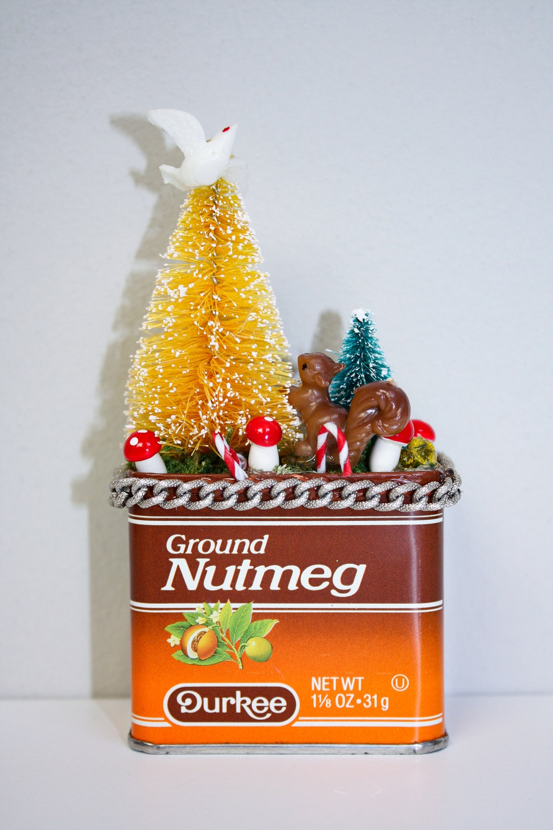 Vintage Nutmeg Spice Tin Christmas Decorationwoodland Theme Etsy